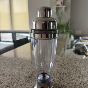 Stainless Steel & Clear Cocktail Shaker
